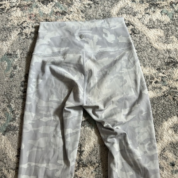 Lululemon Wunder Under High-Rise Tight 25" *Luxtreme - Picture 6 of 10